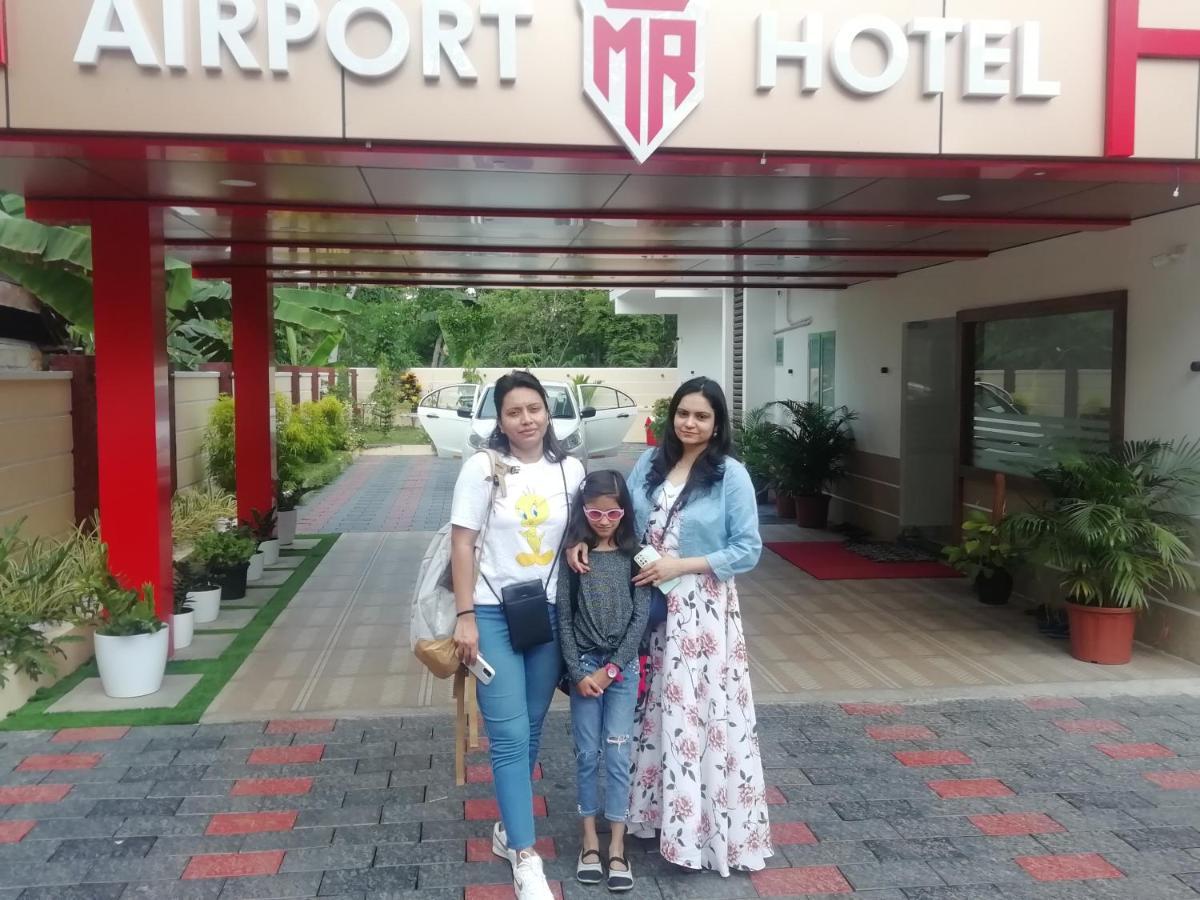 Marina Suites Airport Hotel Kochi Dış mekan fotoğraf