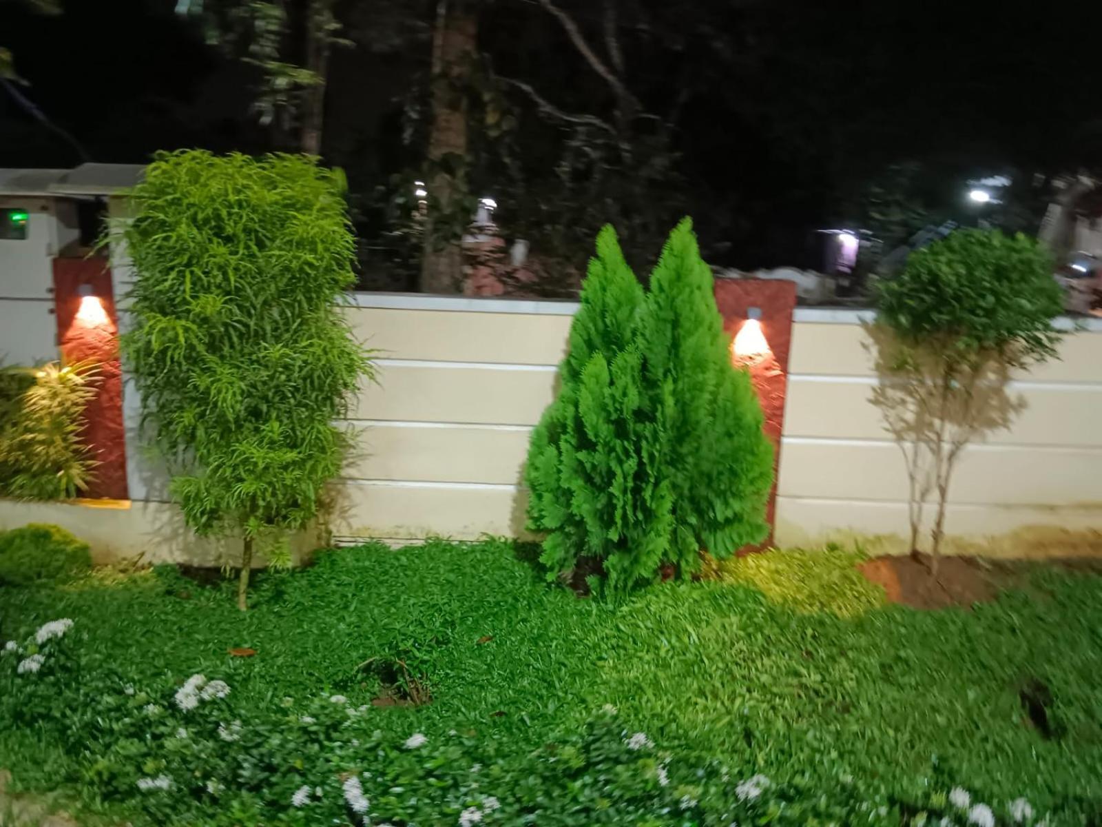 Marina Suites Airport Hotel Kochi Dış mekan fotoğraf